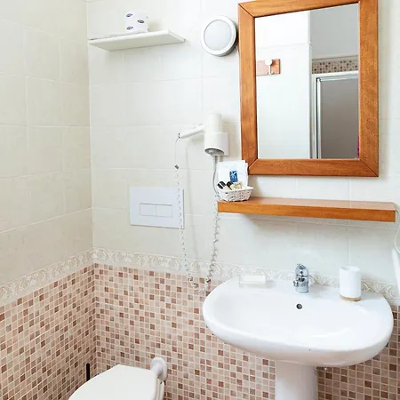 Bed & Breakfast Panacea 3*